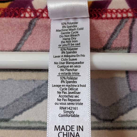 New Christmas Classic T S (6-8) - Picture 6 of 6